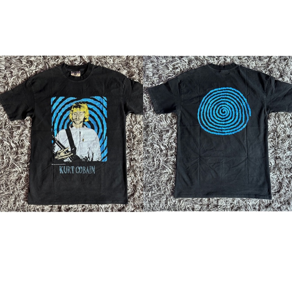 Large Kurt Cobain Nirvana 1993 Circle Spiral Art Vintage Wash Black T-Shirt